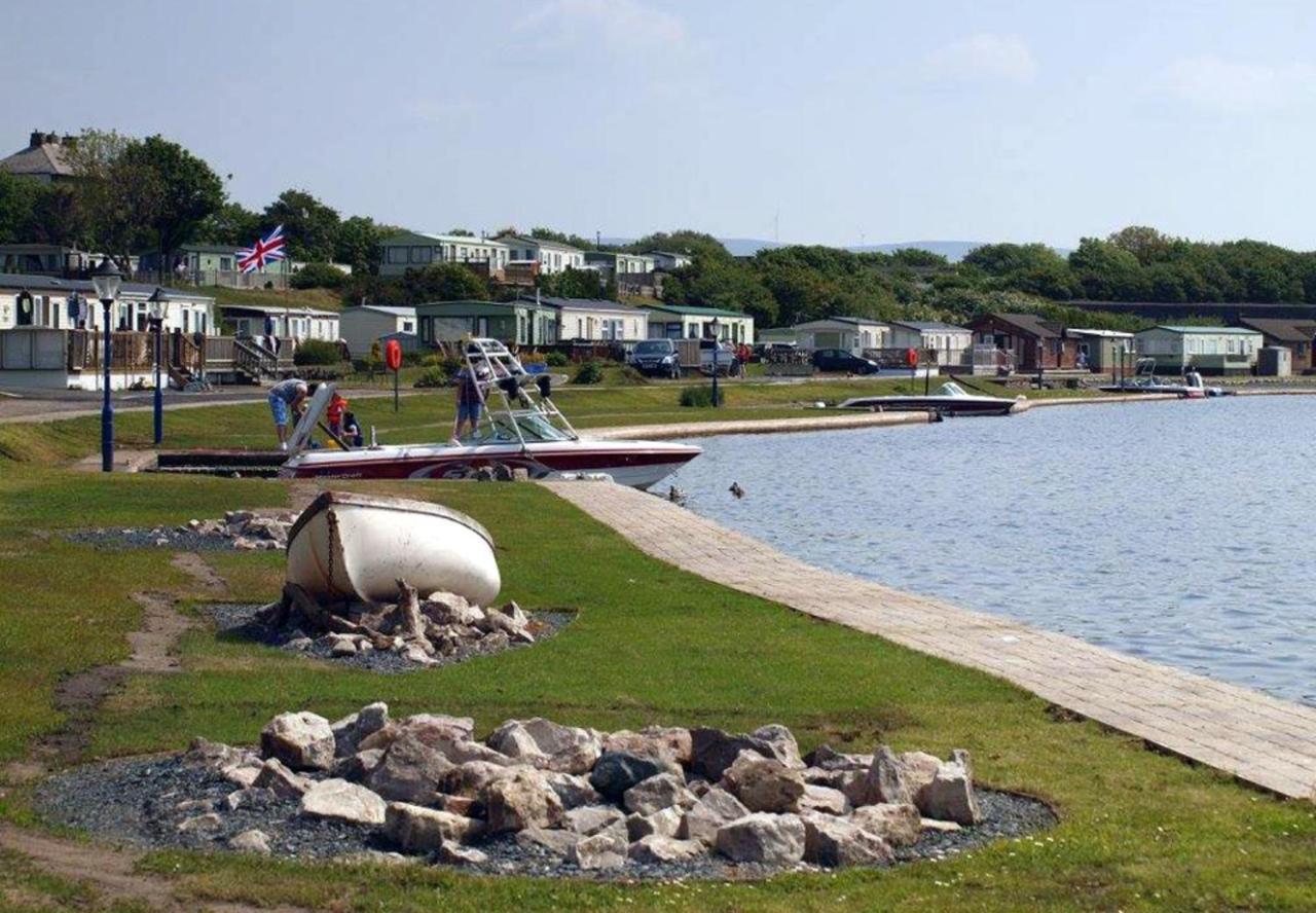 Lake District Static Caravan Lakeside Cumbria Millom Extérieur photo