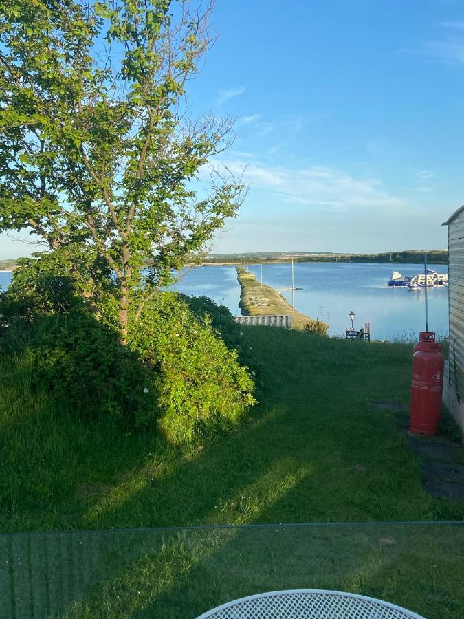 Lake District Static Caravan Lakeside Cumbria Millom Extérieur photo